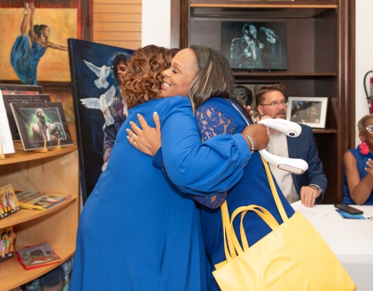 Welcome Reception photo 34