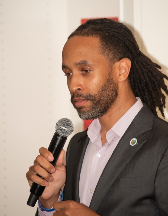 Welcome Reception photo 140